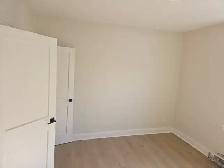 82 SIMCOE ST SOUTH - Photo 8