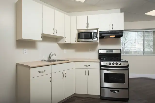 1310 Archibald Street - Studio Suite Apartment for Rent - Photo 2