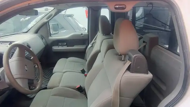 2007 Ford F-150 XLT 4.6L - Photo 6
