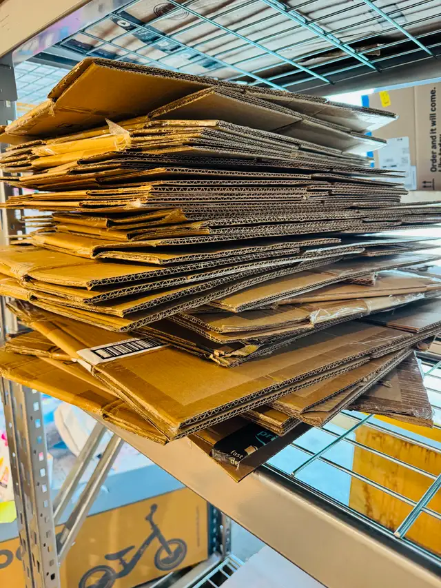 EXCELLENT CONDITION BOXES FOR ONLY $1/BOX PLUS TAX