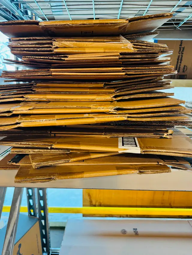 EXCELLENT CONDITION BOXES FOR ONLY $1/BOX PLUS TAX - Photo 2