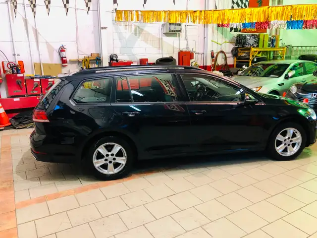 GARANTIE 1 AN/ 2018 VOLKS GOLF SPORTWAGON 1.8 TSI/UN VRAIS BIJOU - Photo 6