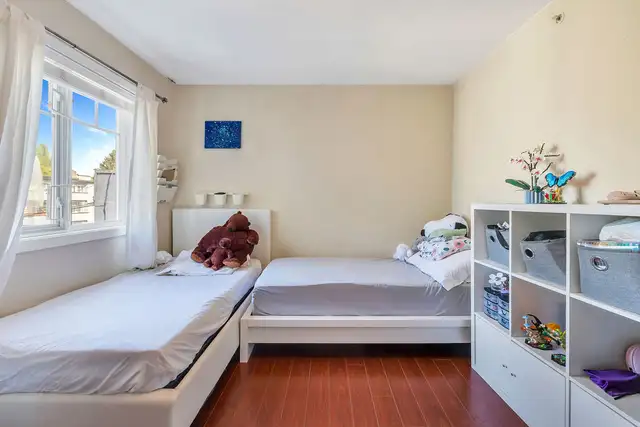 3 Bed   Den Townhome – Marpole Vibe, Smarter Value! - Photo 4