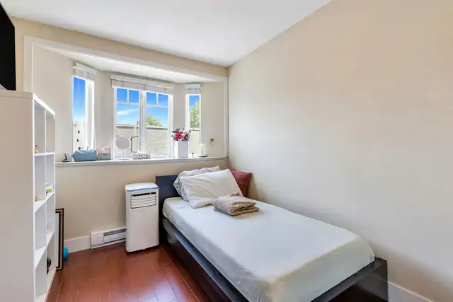 3 Bed   Den Townhome – Marpole Vibe, Smarter Value! - Photo 5