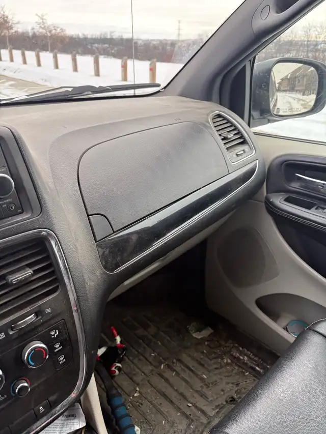 2008 Dodge Grand Caravan - Photo 2