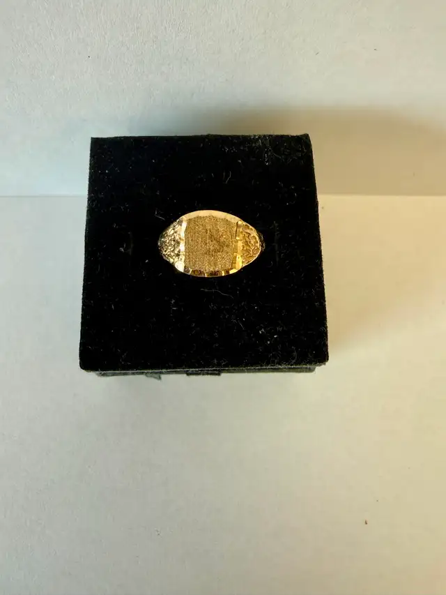 10K Gold Children's Signet Ring~Size 3