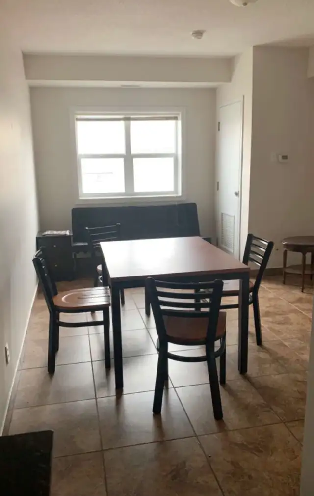 Private ensuite in the heart of Waterloo! - Photo 5