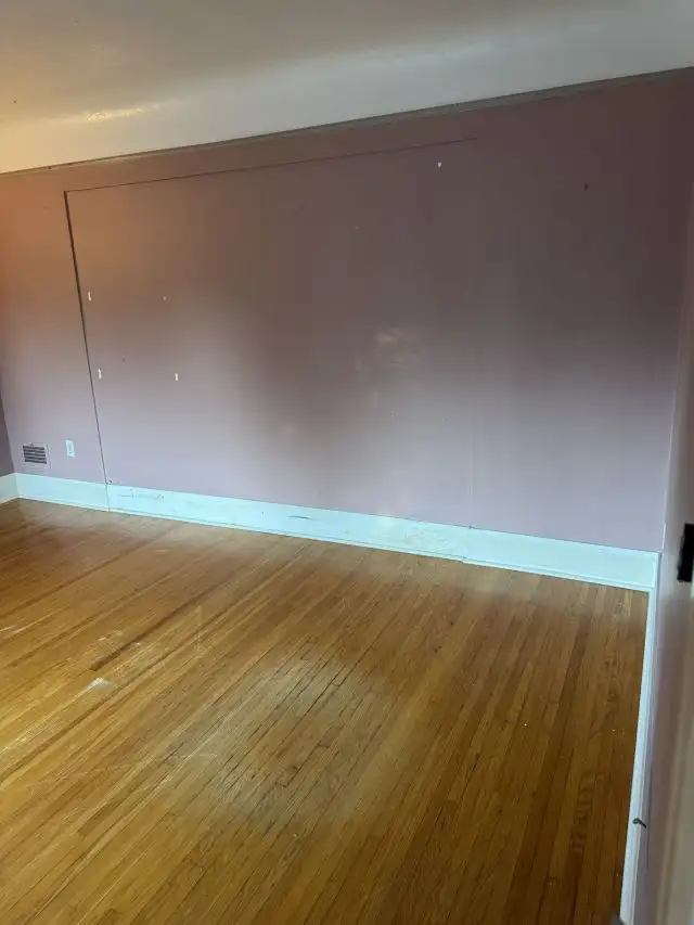 4-5 bedroom house at 281 Collingwood Kingston ON - Photo 8