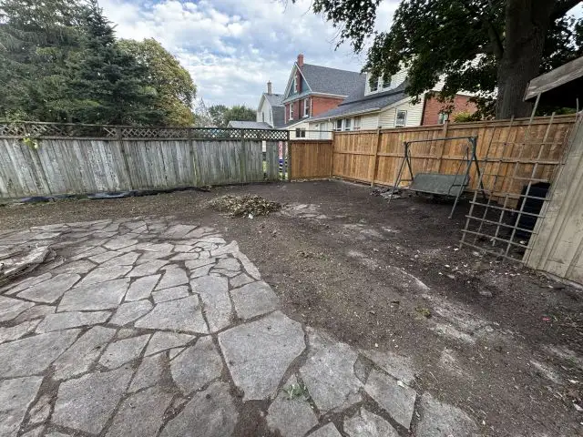 4-5 bedroom house at 281 Collingwood Kingston ON - Photo 15