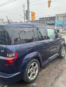 2010 Honda Element - Photo 2