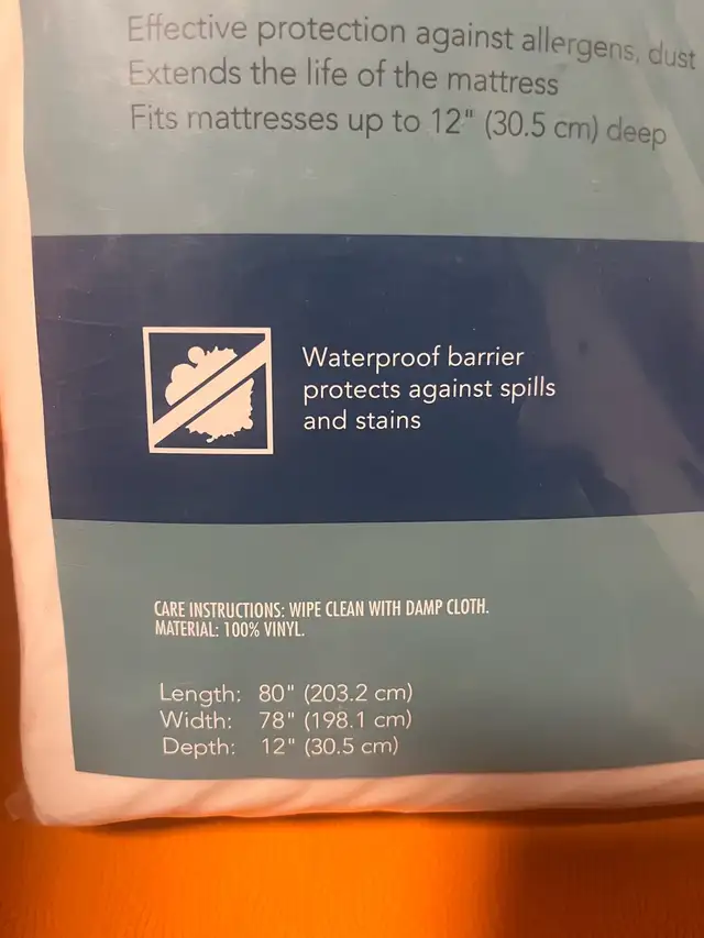 Waterproof Zippered Mattress Protector - Photo 2
