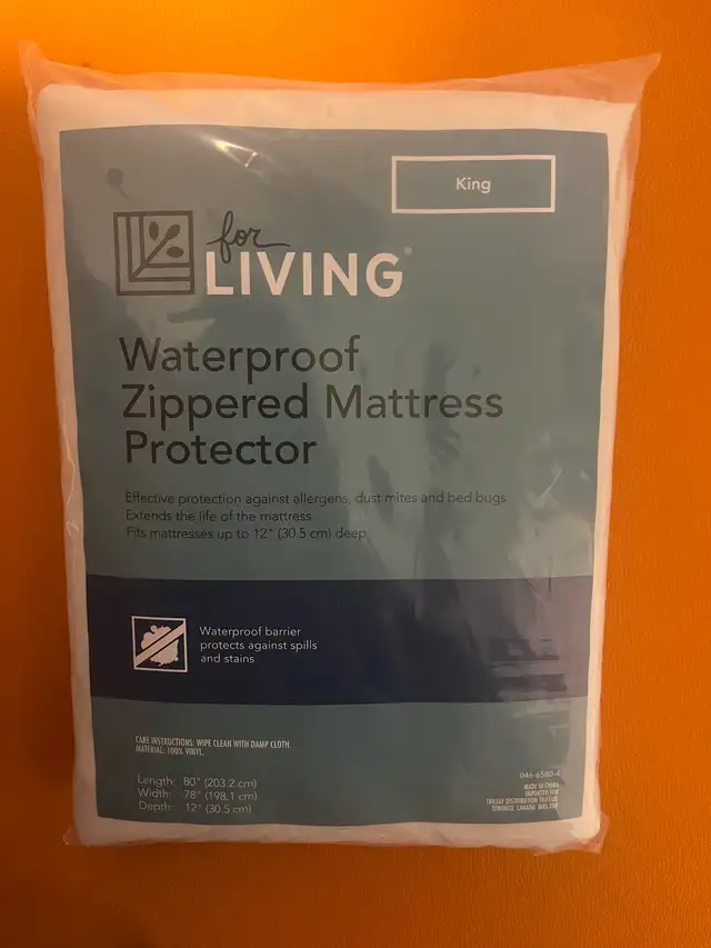 Waterproof Zippered Mattress Protector - Photo 3