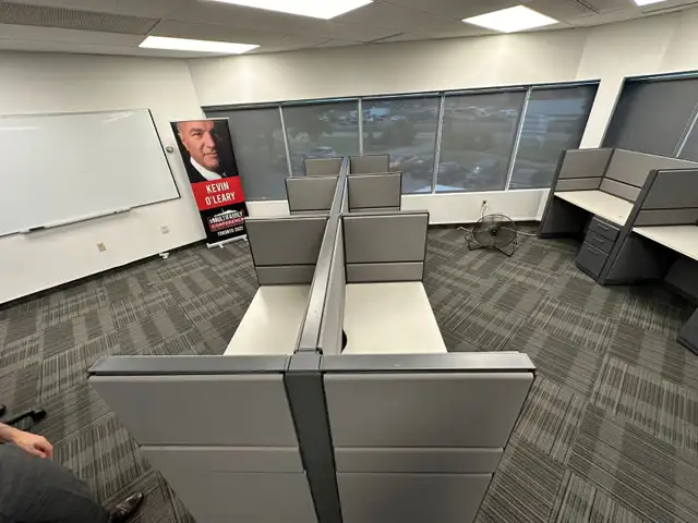 Refresh TOS System Call Center Station-Used Desk/Cubicle!! - Photo 5