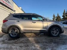 2017 Hyundai Santa Fe Sport| Clean Carfax | Low Mileage | - Photo 4