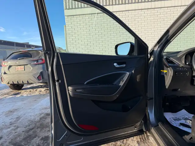 2017 Hyundai Santa Fe Sport| Clean Carfax | Low Mileage | - Photo 9