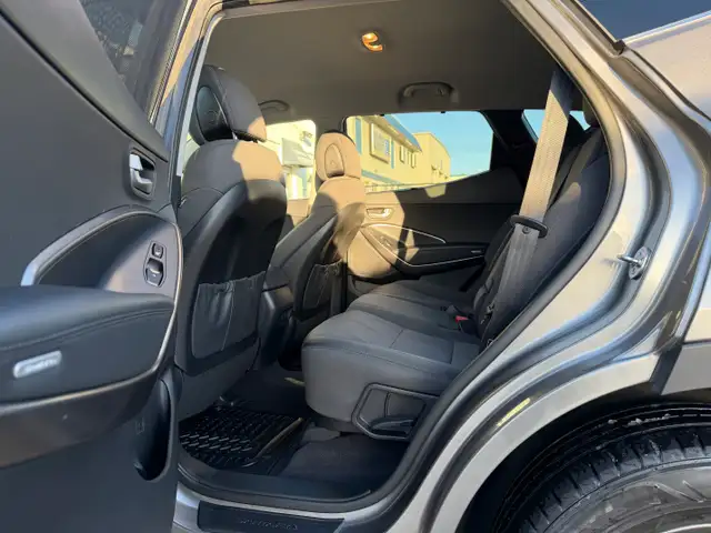 2017 Hyundai Santa Fe Sport| Clean Carfax | Low Mileage | - Photo 18