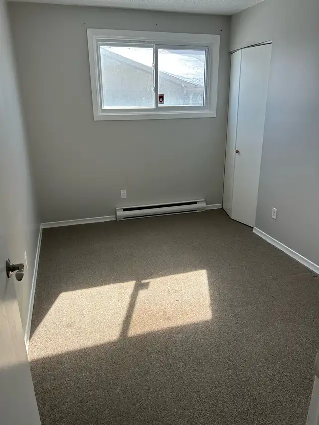 Orléans Apartment/Upper Bungalow For Rent - Photo 10