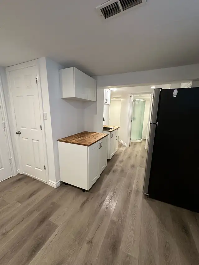 basement bachelor new in north York , yonge and Steeles - Photo 5