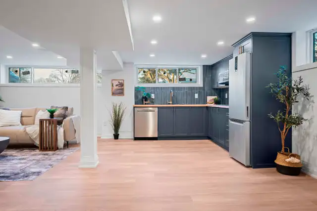 FOR RENT- LEGAL BASEMENT APARTMENT IN ETOBICOKE - Photo 3