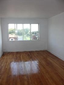Lager 4 1/2 hardwood floors apartment in Lachine for Rent !!