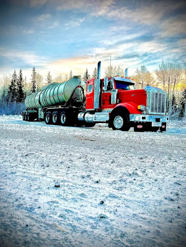 Tank truck operators - Photo 2