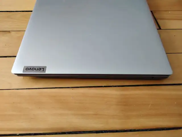 Lenovo Ideapad 1 AMD 3020Ee 4GB 64GB Windows 11 Laptop - Photo 6