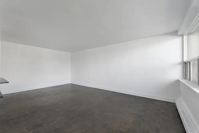 2 Bedroom Apartment for Rent - 351 The West Mall & 25 Eva Rd - Photo 20