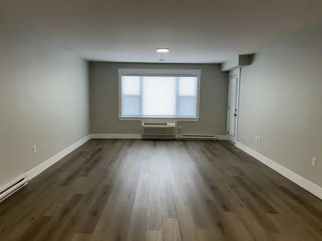 1Bed Den/1Bath Uptown Near Shopping/Restaurants, Available Aug1 - Photo 7