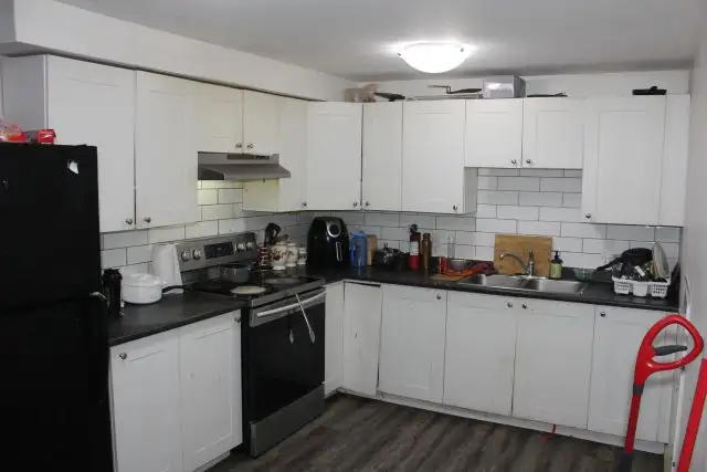 2 bedroom at 7 Daly Kingston ON - Photo 3