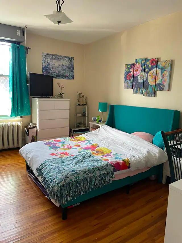 Large one Bedroom, William and Wellington - Photo 4