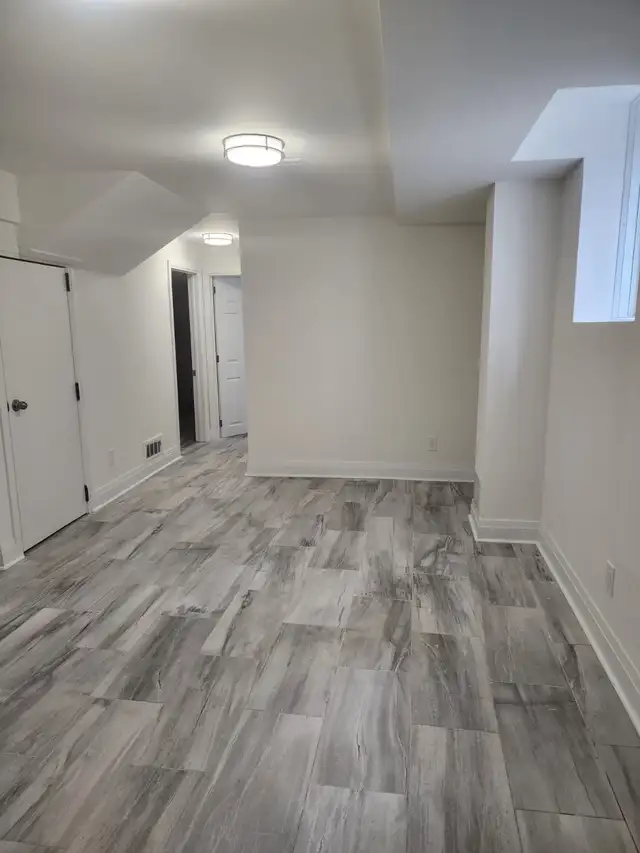 Room for rent - heartland- female only - Photo 2