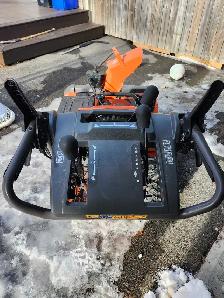 Husqvarna ST 330 30inch 2 stage snowblower - Photo 3