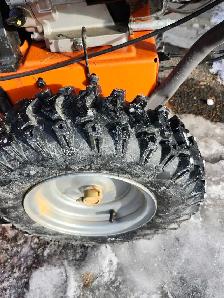 Husqvarna ST 330 30inch 2 stage snowblower - Photo 4