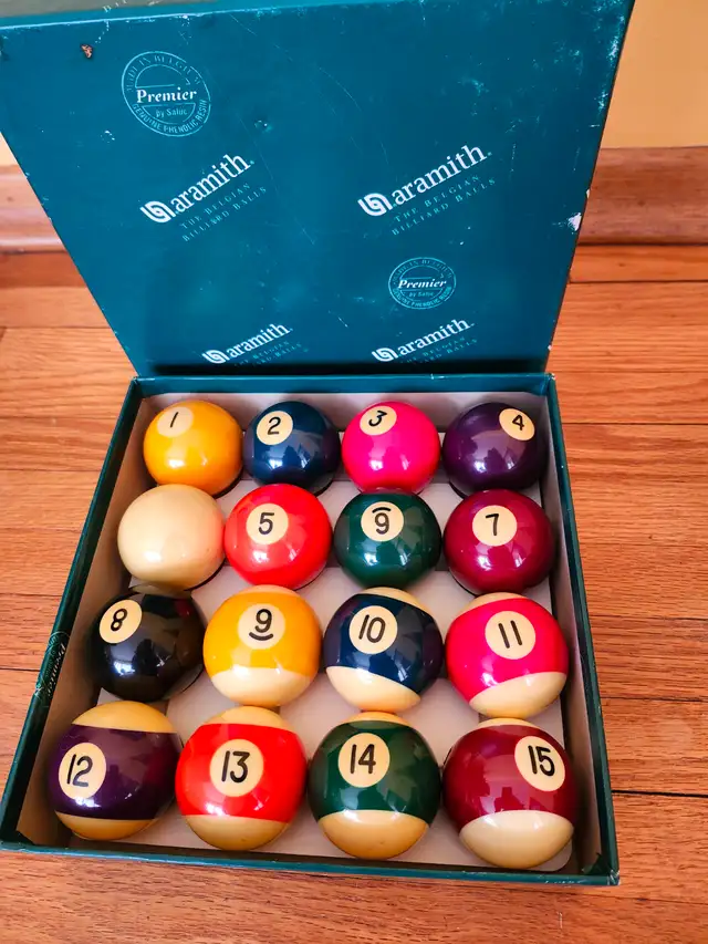 Premier Belguin billard balls