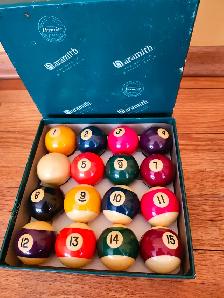 Premier Belguin billard balls