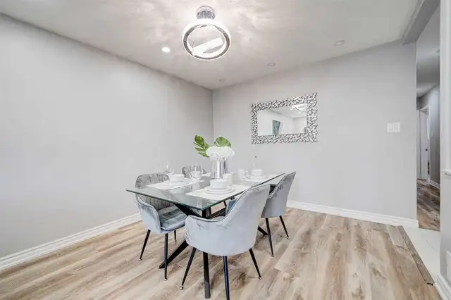 Midland/sheppard-3bdrm 2br Main flr house - Photo 4