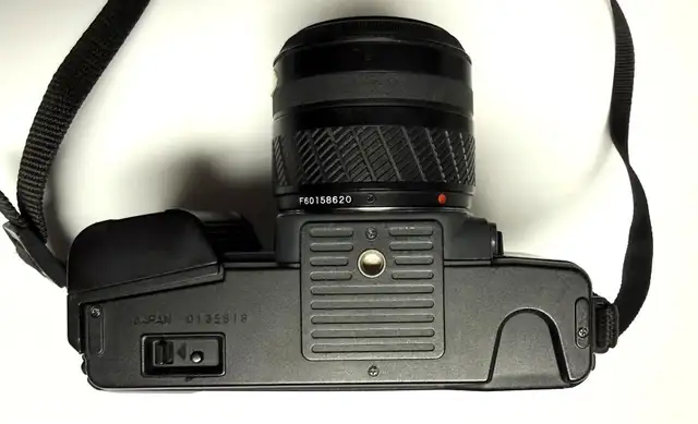 Yashica 230-AF 35mm Film Camera w/Yashica AF 35-70mm Lens - Photo 6