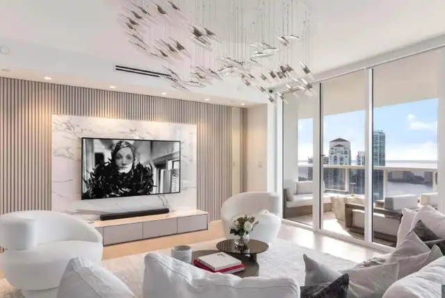 FOR RENT_ ONE BEDROOM CONDO _ SQUARE ONE _ MISSISSAUGA - Photo 9