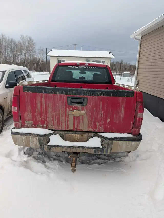 Chevrolet Silverado - Photo 4