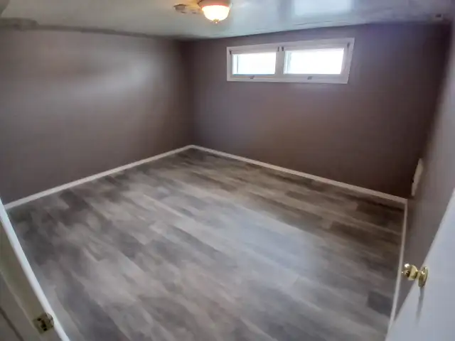 $199,900.  Approx $1100 Monthly payments. OAC.  Price DROP ! - Photo 5