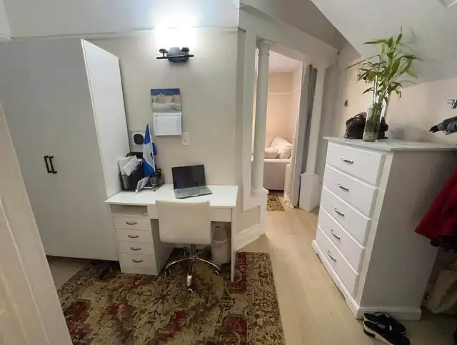 May1st,HighPark-Keele/Bloor,Luxury furnished 1-Bedroom Apartment - Photo 6