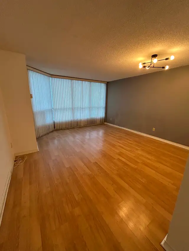 1 Bedroom (  Den) Condo for Rent in Milton - Photo 3
