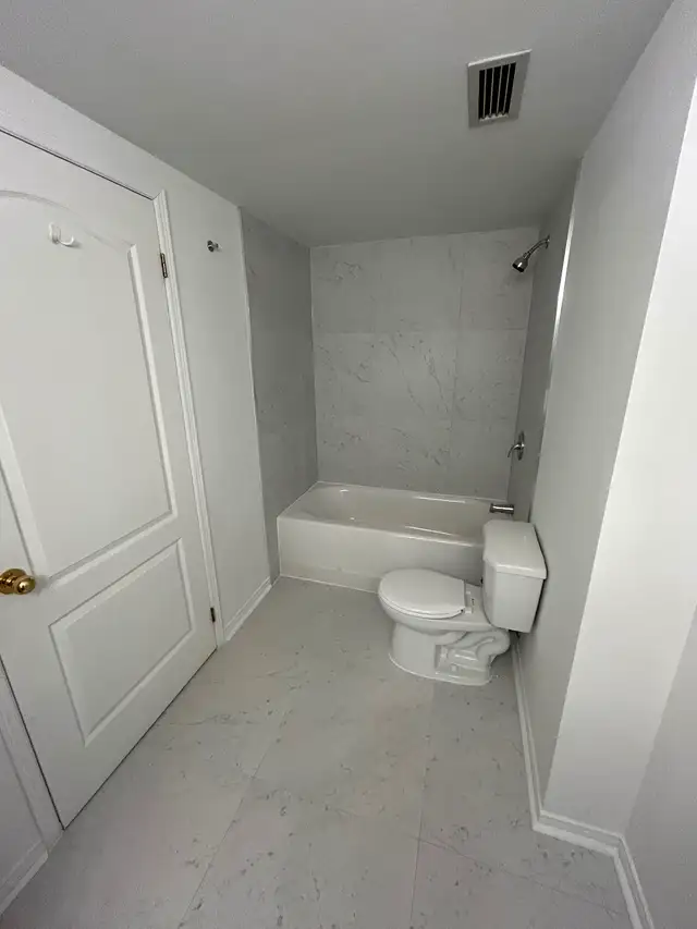 1 Bedroom (  Den) Condo for Rent in Milton - Photo 4