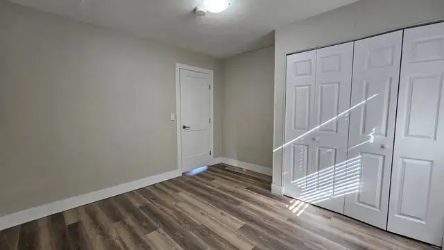 Newly Renovated 1 Bedroom Suite in a 55  Community - Photo 8