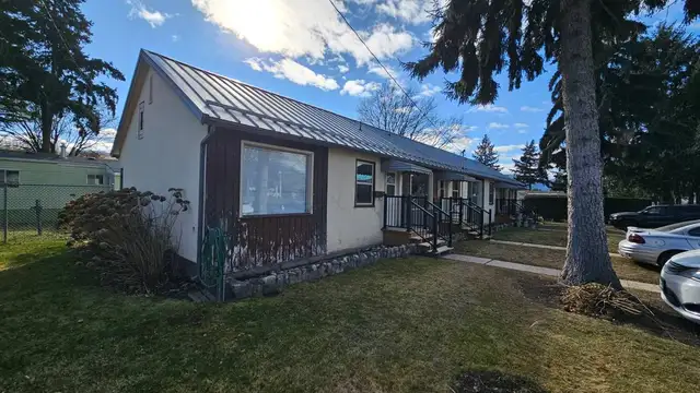 Newly Renovated 1 Bedroom Suite in a 55  Community - Photo 11