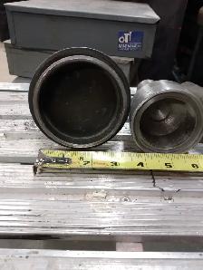 Seal installers - Photo 2