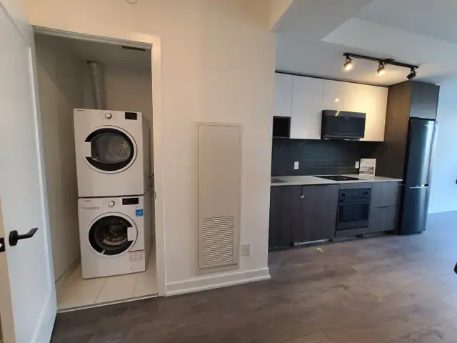 ✨New 1 Bed   Den available for April 1st ! (Wi-Fi included) ! - Photo 6