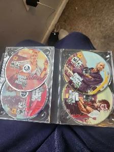 GTA V PC Game All 8 Installation Discs - Photo 3