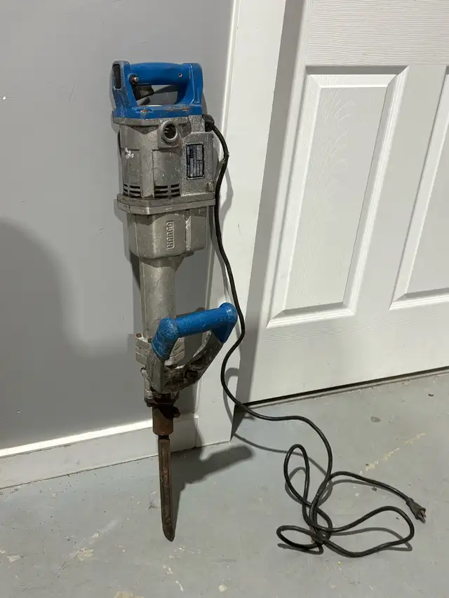 Kango 900 Heavy Duty Electric Demolition Jackhammer ⚒️