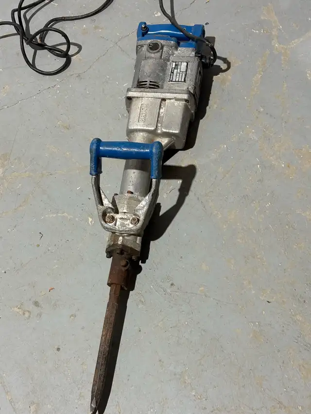 Kango 900 Heavy Duty Electric Demolition Jackhammer ⚒️ - Photo 8